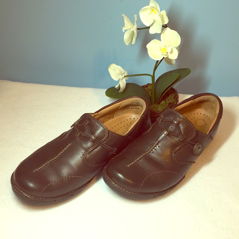 Last Chance Lleather Clarks Structured Shoes